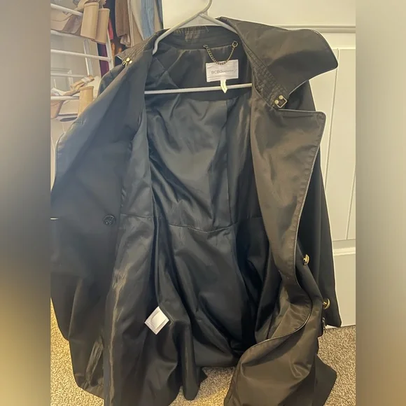 LIKE NEW BCBG Generation Belted Black Double Breasted Trench Coat Jacket - Picture 3 of 8